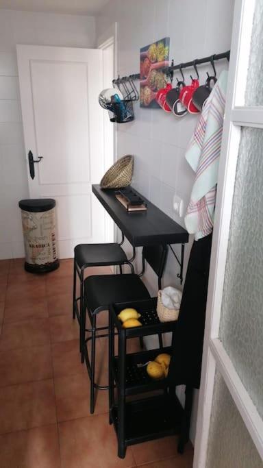 Views, Family & Private Parking In Alto Albayzin Apartment Granada Exterior photo